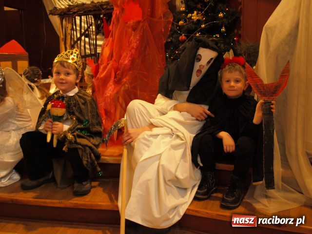 Zdjęcie w galerii na portalu naszraciborz.pl: JASEŁKA 2010 w Tworkowie wiadomości z regionu
