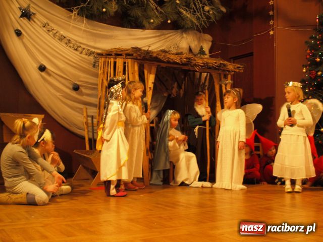 Zdjęcie w galerii na portalu naszraciborz.pl: JASEŁKA 2010 w Tworkowie wiadomości z regionu