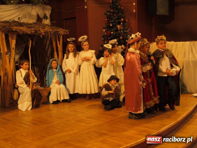 Zdjęcie w galerii na portalu naszraciborz.pl: JASEŁKA 2010 w Tworkowie wiadomości z regionu