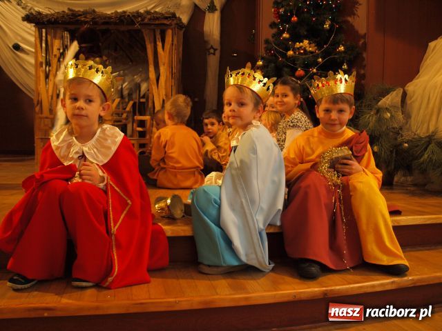 Zdjęcie w galerii na portalu naszraciborz.pl: JASEŁKA 2010 w Tworkowie wiadomości z regionu