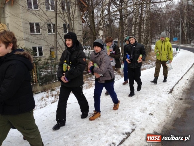 Zdjęcie w galerii na portalu naszraciborz.pl: Być jak Cichociemny, czyli zimowisko raciborskich harcerzy w Pokrzywnej wiadomości z regionu