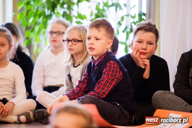 Zdjęcie w galerii na portalu naszraciborz.pl: Występy artystyczne w Domu Pomocy Społecznej wiadomości z regionu