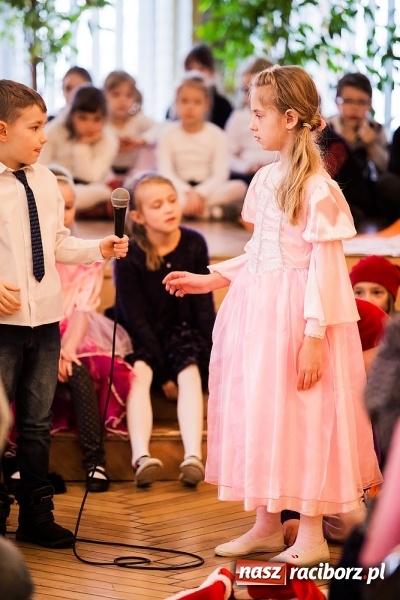Zdjęcie w galerii na portalu naszraciborz.pl: Występy artystyczne w Domu Pomocy Społecznej wiadomości z regionu