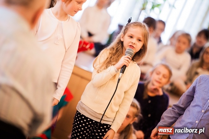 Zdjęcie w galerii na portalu naszraciborz.pl: Występy artystyczne w Domu Pomocy Społecznej wiadomości z regionu