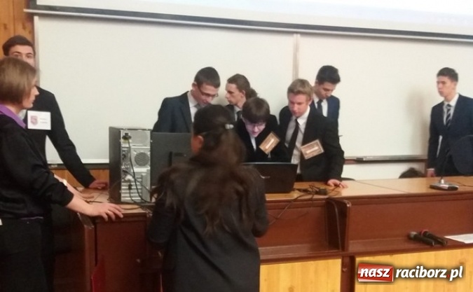 Zdjęcie w galerii na portalu naszraciborz.pl: Sukces uczniów I LO w Raciborzu wiadomości z regionu