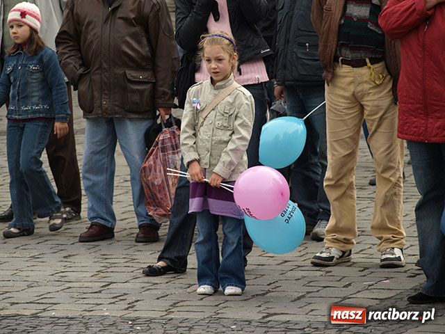 Zdjęcie w galerii na portalu naszraciborz.pl: IX Raciborski Marsz Nadziei wiadomości z regionu