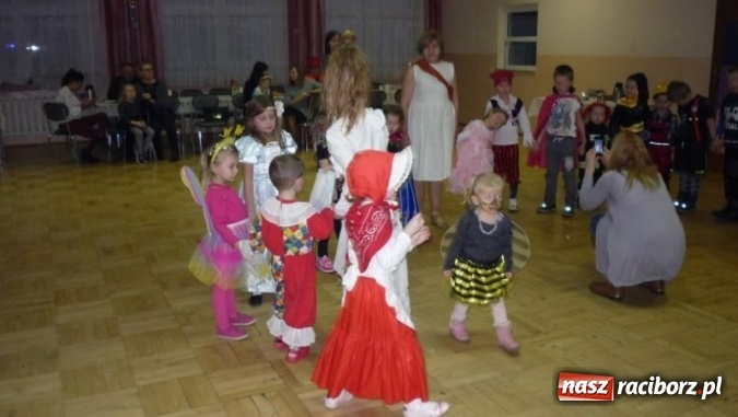 Zdjęcie w galerii na portalu naszraciborz.pl: Bal przebierańc&oacute;w w Bojanowie za nami wiadomości z regionu