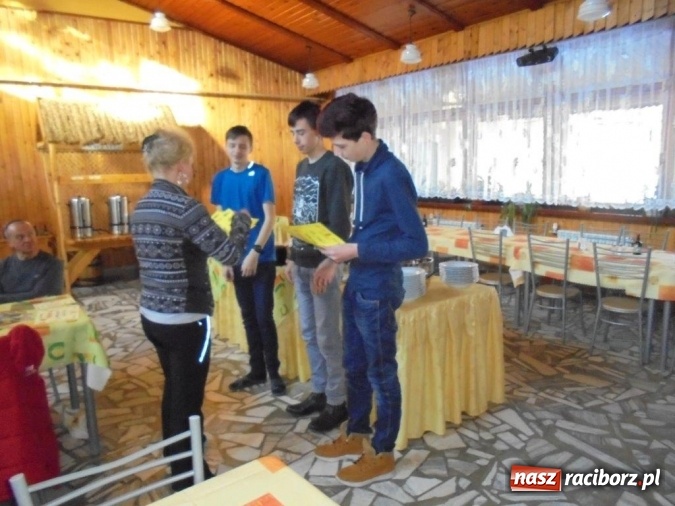 Zdjęcie w galerii na portalu naszraciborz.pl: Tenisiści TKKF Rafako na nartach wiadomości z regionu