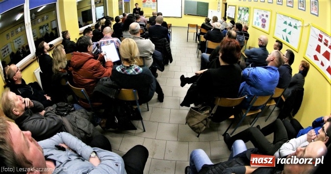 Zdjęcie w galerii na portalu naszraciborz.pl: Mieszkańcy Markowic chcą walczyć ze smogiem wiadomości z regionu