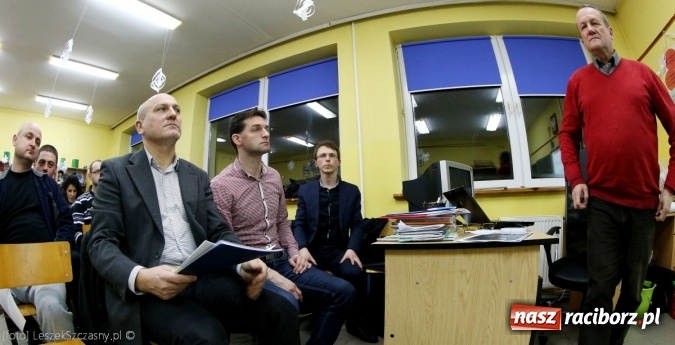 Zdjęcie w galerii na portalu naszraciborz.pl: Mieszkańcy Markowic chcą walczyć ze smogiem wiadomości z regionu