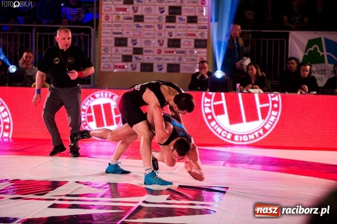 Zdjęcie w galerii na portalu naszraciborz.pl: Krajowa Liga Zapaśnicza. MKZ Unia Racibórz tylko zremisowała z AZS AWF Warszawa wiadomości z regionu
