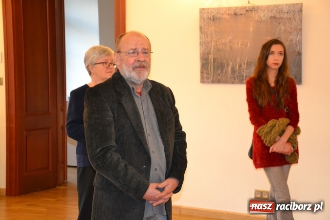 Zdjęcie w galerii na portalu naszraciborz.pl: DYPLOMY 2016 – wernisaż wystawy prac absolwentów Edukacji artystycznej w zakresie sztuk plastycznych wiadomości z regionu