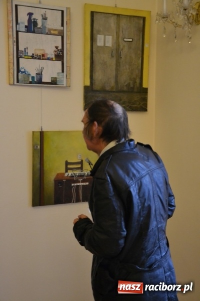 Zdjęcie w galerii na portalu naszraciborz.pl: DYPLOMY 2016 – wernisaż wystawy prac absolwentów Edukacji artystycznej w zakresie sztuk plastycznych wiadomości z regionu