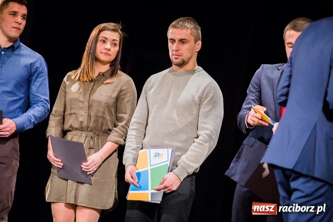 Zdjęcie w galerii na portalu naszraciborz.pl: X Gala Raciborskiego Sportu w Domu Kultury Strzecha wiadomości z regionu