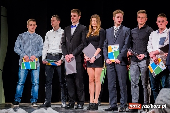 Zdjęcie w galerii na portalu naszraciborz.pl: X Gala Raciborskiego Sportu w Domu Kultury Strzecha wiadomości z regionu