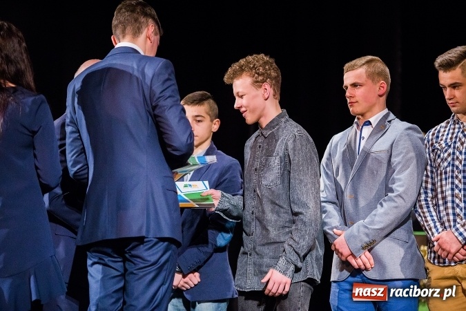 Zdjęcie w galerii na portalu naszraciborz.pl: X Gala Raciborskiego Sportu w Domu Kultury Strzecha wiadomości z regionu