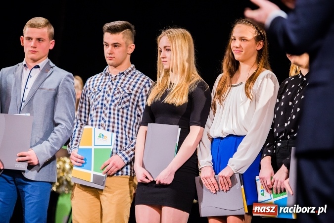 Zdjęcie w galerii na portalu naszraciborz.pl: X Gala Raciborskiego Sportu w Domu Kultury Strzecha wiadomości z regionu