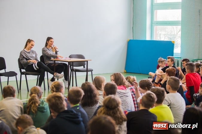 Zdjęcie w galerii na portalu naszraciborz.pl: Olimpijki z Rio odwiedziły uczniów raciborskiego G3 wiadomości z regionu