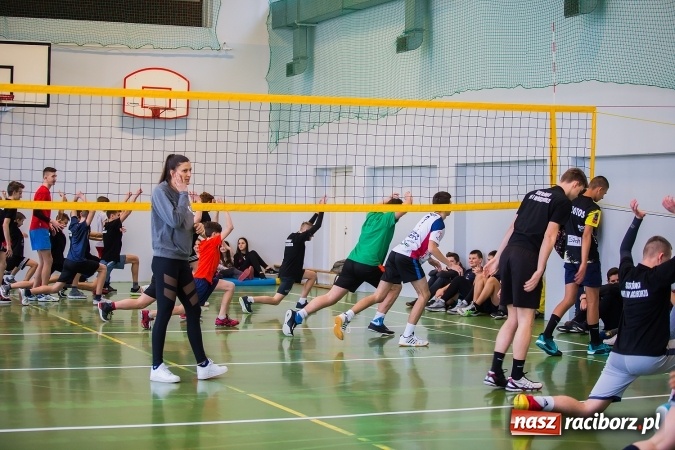 Zdjęcie w galerii na portalu naszraciborz.pl: Olimpijki z Rio odwiedziły uczniów raciborskiego G3 wiadomości z regionu