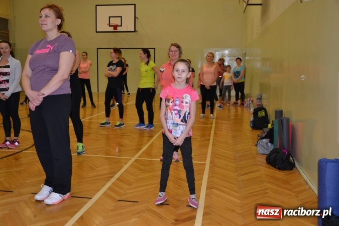 Zdjęcie w galerii na portalu naszraciborz.pl: I Charytatywny Maraton Fitness w Krzyżanowicach dla Sebastiana wiadomości z regionu