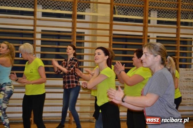 Zdjęcie w galerii na portalu naszraciborz.pl: I Charytatywny Maraton Fitness w Krzyżanowicach dla Sebastiana wiadomości z regionu