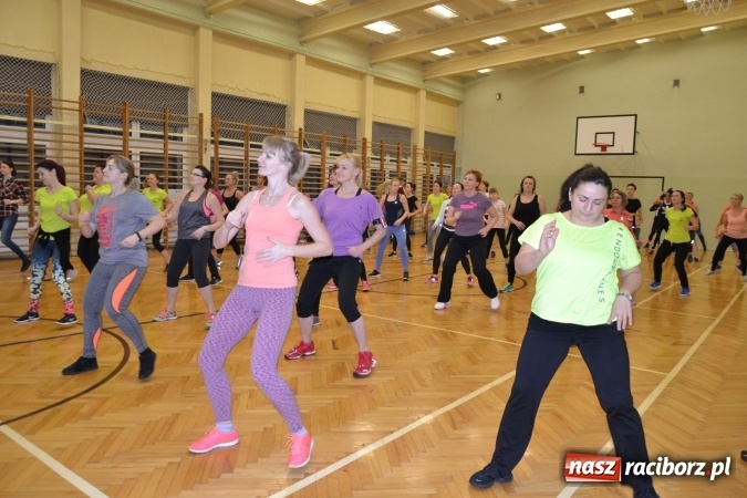 Zdjęcie w galerii na portalu naszraciborz.pl: I Charytatywny Maraton Fitness w Krzyżanowicach dla Sebastiana wiadomości z regionu