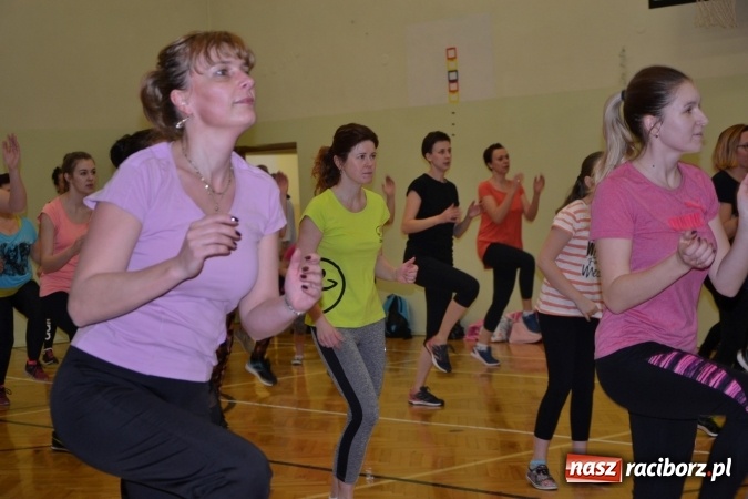 Zdjęcie w galerii na portalu naszraciborz.pl: I Charytatywny Maraton Fitness w Krzyżanowicach dla Sebastiana wiadomości z regionu