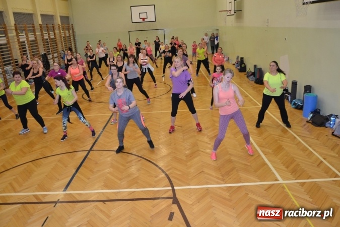 Zdjęcie w galerii na portalu naszraciborz.pl: I Charytatywny Maraton Fitness w Krzyżanowicach dla Sebastiana wiadomości z regionu