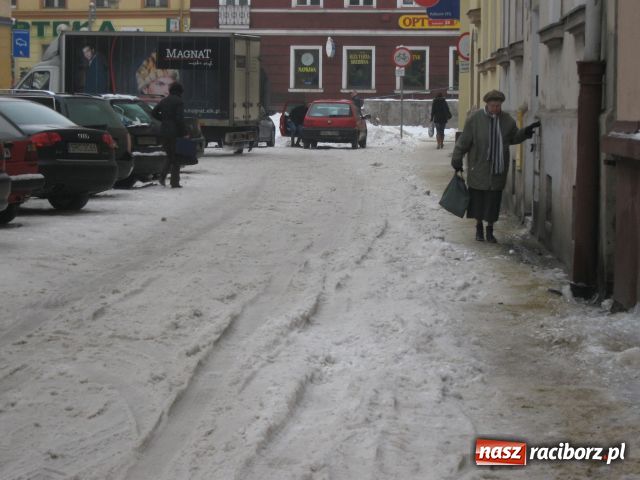 Zdjęcie w galerii na portalu naszraciborz.pl: Raciborskie zimowe kartoflisko wiadomości z regionu