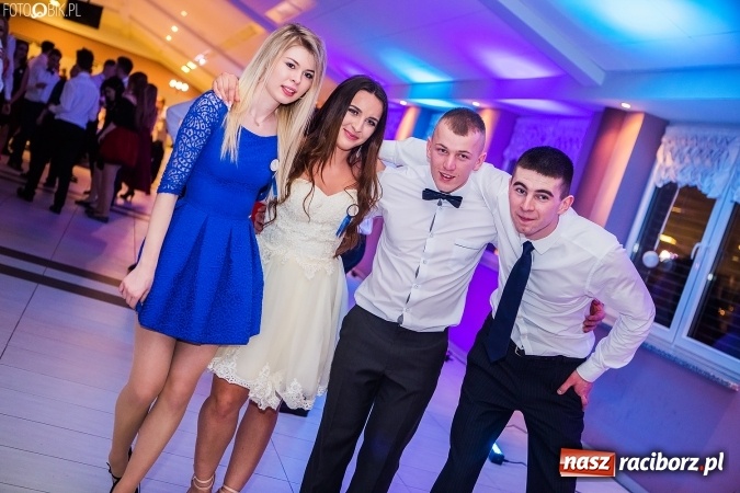 Zdjęcie w galerii na portalu naszraciborz.pl: Studniówki 2017. Tak się bawi II Liceum Ogólnokształcące wiadomości z regionu