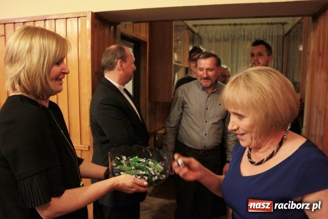 Zdjęcie w galerii na portalu naszraciborz.pl: Jubileuszowy bal walentynkowy Caritas w Wojnowicach  wiadomości z regionu