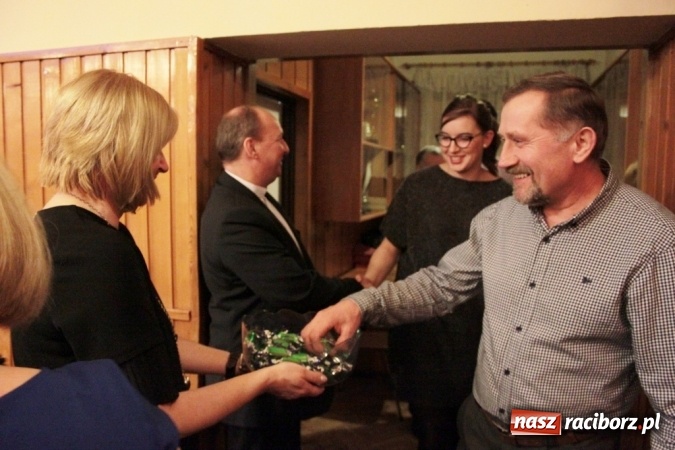 Zdjęcie w galerii na portalu naszraciborz.pl: Jubileuszowy bal walentynkowy Caritas w Wojnowicach  wiadomości z regionu