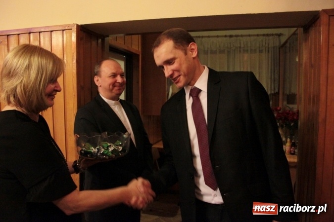 Zdjęcie w galerii na portalu naszraciborz.pl: Jubileuszowy bal walentynkowy Caritas w Wojnowicach  wiadomości z regionu