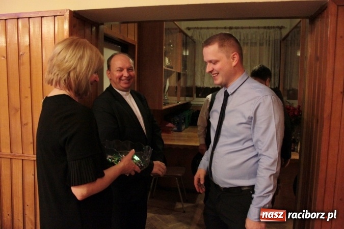 Zdjęcie w galerii na portalu naszraciborz.pl: Jubileuszowy bal walentynkowy Caritas w Wojnowicach  wiadomości z regionu