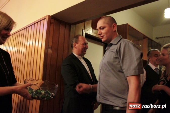 Zdjęcie w galerii na portalu naszraciborz.pl: Jubileuszowy bal walentynkowy Caritas w Wojnowicach  wiadomości z regionu