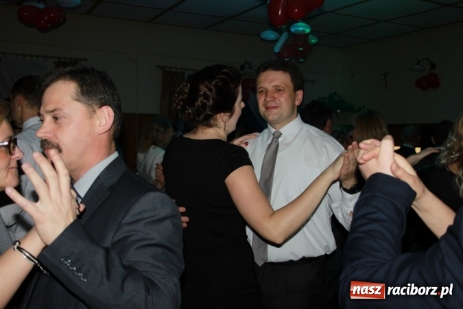 Zdjęcie w galerii na portalu naszraciborz.pl: Jubileuszowy bal walentynkowy Caritas w Wojnowicach  wiadomości z regionu