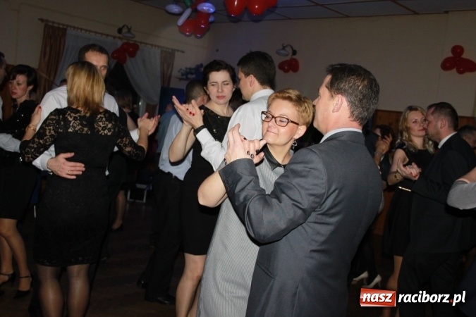 Zdjęcie w galerii na portalu naszraciborz.pl: Jubileuszowy bal walentynkowy Caritas w Wojnowicach  wiadomości z regionu