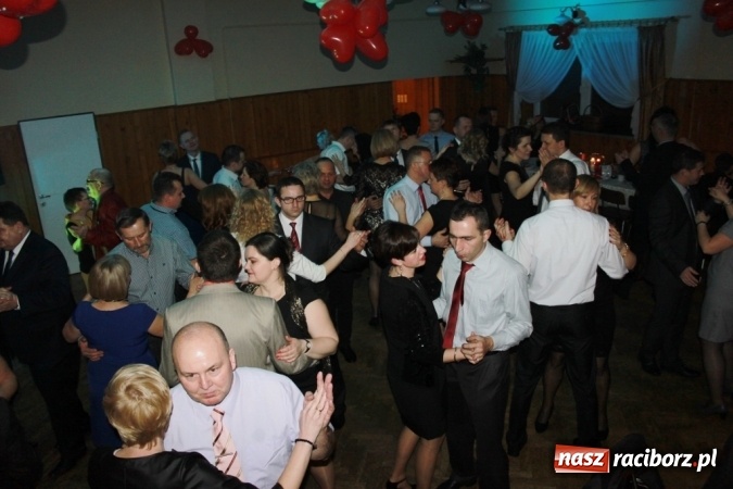 Zdjęcie w galerii na portalu naszraciborz.pl: Jubileuszowy bal walentynkowy Caritas w Wojnowicach  wiadomości z regionu