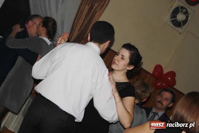 Zdjęcie w galerii na portalu naszraciborz.pl: Jubileuszowy bal walentynkowy Caritas w Wojnowicach  wiadomości z regionu