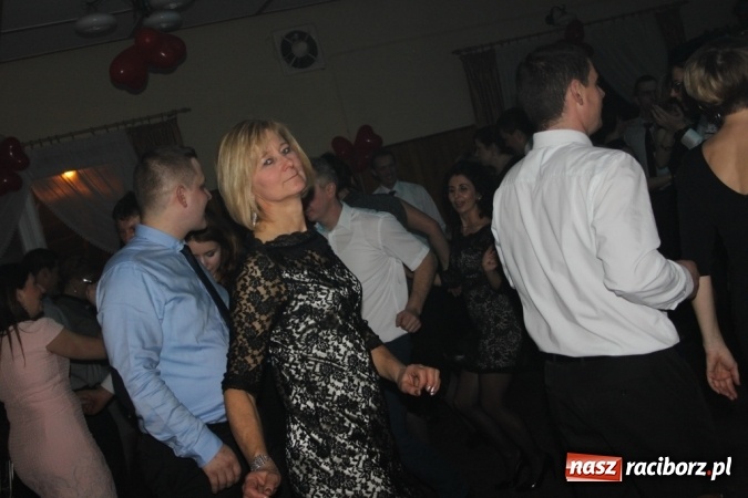 Zdjęcie w galerii na portalu naszraciborz.pl: Jubileuszowy bal walentynkowy Caritas w Wojnowicach  wiadomości z regionu