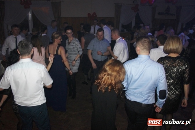 Zdjęcie w galerii na portalu naszraciborz.pl: Jubileuszowy bal walentynkowy Caritas w Wojnowicach  wiadomości z regionu