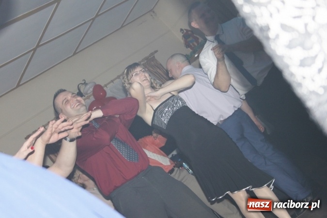 Zdjęcie w galerii na portalu naszraciborz.pl: Jubileuszowy bal walentynkowy Caritas w Wojnowicach  wiadomości z regionu