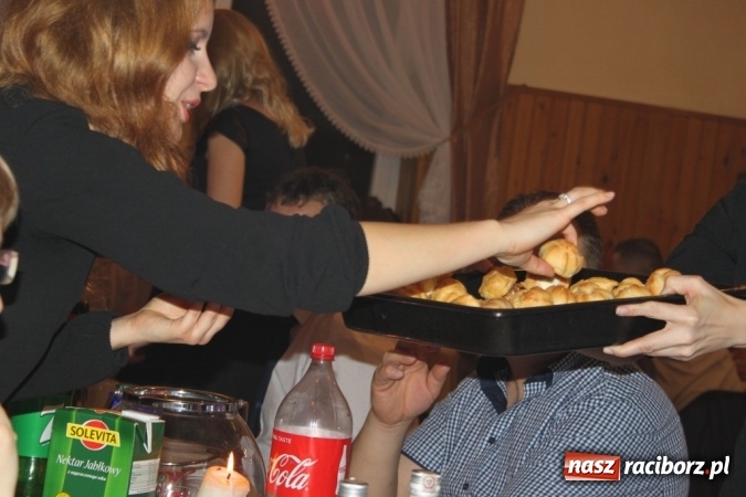 Zdjęcie w galerii na portalu naszraciborz.pl: Jubileuszowy bal walentynkowy Caritas w Wojnowicach  wiadomości z regionu