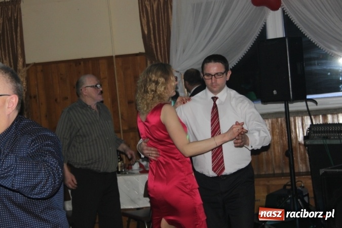 Zdjęcie w galerii na portalu naszraciborz.pl: Jubileuszowy bal walentynkowy Caritas w Wojnowicach  wiadomości z regionu