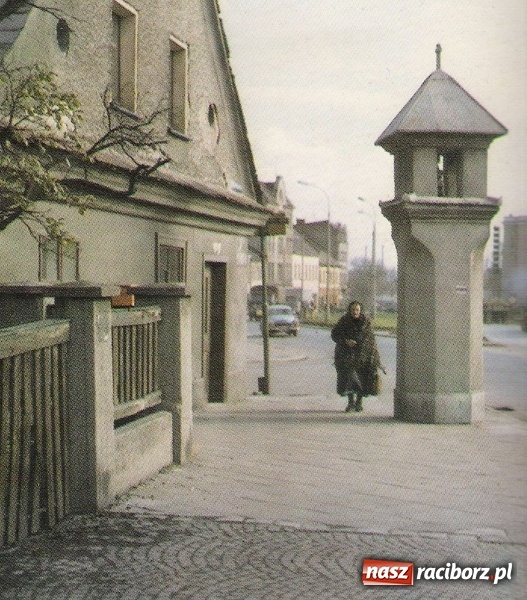 Zdjęcie w galerii na portalu naszraciborz.pl: Racibórz - kobiety czasów PRL-u. Zobacz archiwalne zdjęcia wiadomości z regionu