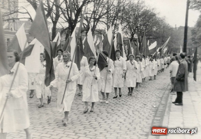 Zdjęcie w galerii na portalu naszraciborz.pl: Racibórz - kobiety czasów PRL-u. Zobacz archiwalne zdjęcia wiadomości z regionu
