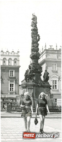 Zdjęcie w galerii na portalu naszraciborz.pl: Racibórz - kobiety czasów PRL-u. Zobacz archiwalne zdjęcia wiadomości z regionu