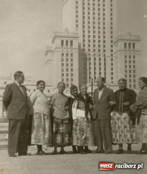 Zdjęcie w galerii na portalu naszraciborz.pl: Racibórz - kobiety czasów PRL-u. Zobacz archiwalne zdjęcia wiadomości z regionu