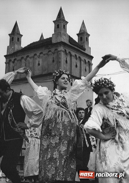 Zdjęcie w galerii na portalu naszraciborz.pl: Racibórz - kobiety czasów PRL-u. Zobacz archiwalne zdjęcia wiadomości z regionu