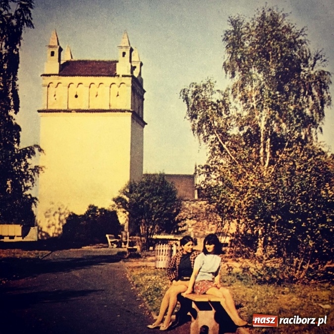 Zdjęcie w galerii na portalu naszraciborz.pl: Racibórz - kobiety czasów PRL-u. Zobacz archiwalne zdjęcia wiadomości z regionu